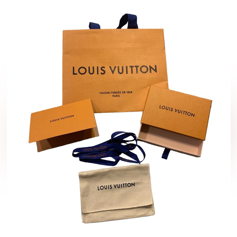 Louis Vuitton Gift Bag Bundle